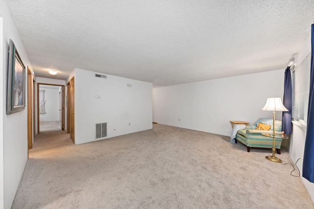 2101 Poplar Drive 36, Medford, OR 97504