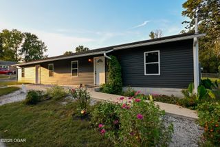 709 Franklin Street A & B, Sarcoxie, MO 64862