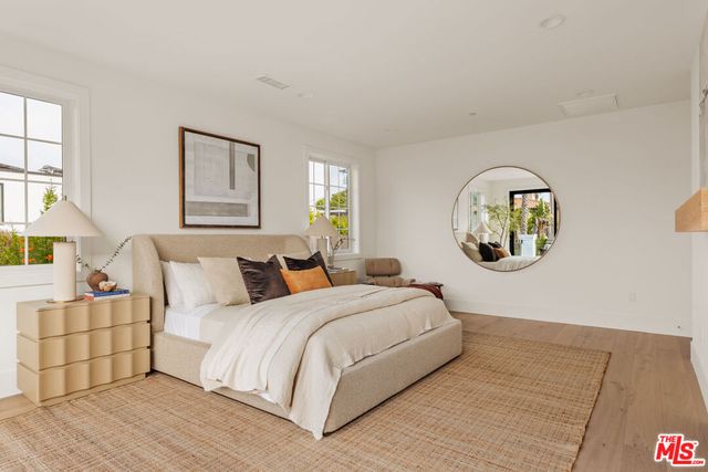 1827 9th Street, Manhattan Beach, CA 90266