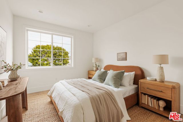 1827 9th Street, Manhattan Beach, CA 90266