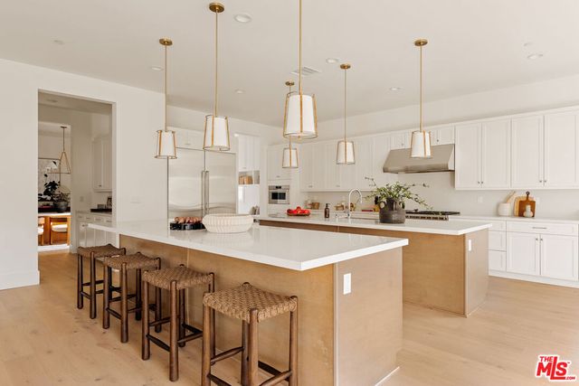 1827 9th Street, Manhattan Beach, CA 90266