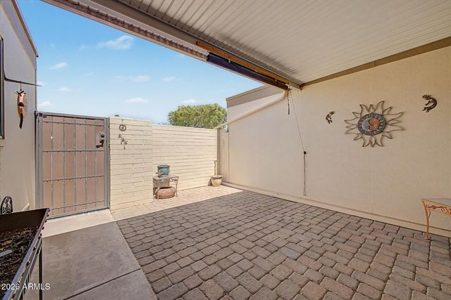 10042 W HAWTHORN Drive, Sun City, AZ 85351