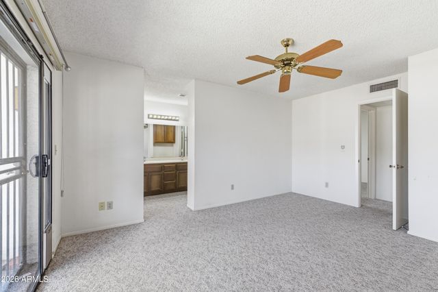 406 W BEVERLY Lane, Phoenix, AZ 85023