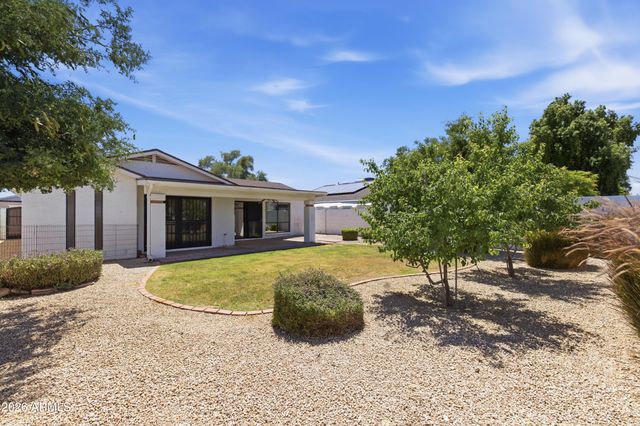 406 W BEVERLY Lane, Phoenix, AZ 85023