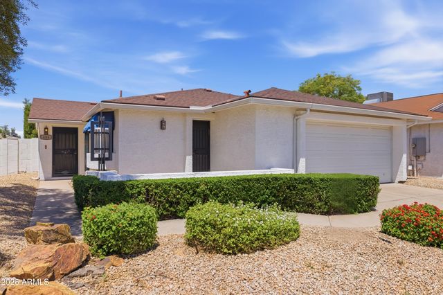 406 W BEVERLY Lane, Phoenix, AZ 85023