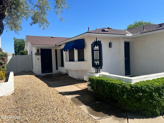 406 W BEVERLY Lane, Phoenix, AZ 85023