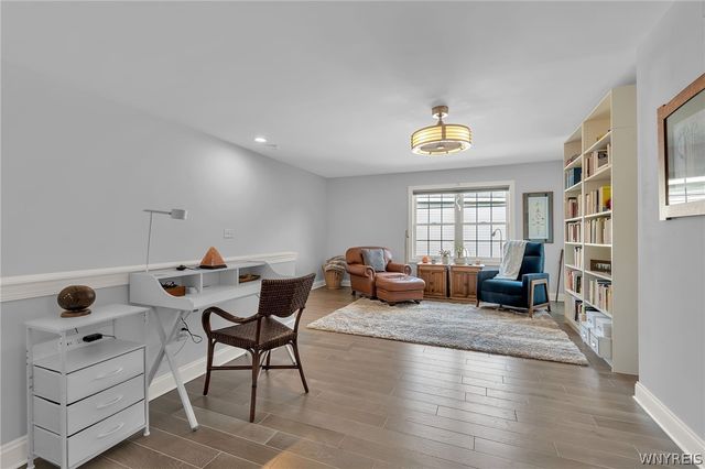 30 Logan Lane, Lancaster, NY 14086
