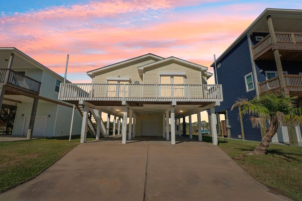 22322 Vista Del Mar, Galveston, TX 77554