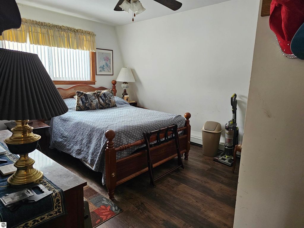 Image 10 of property listing at 5800 Townhall Road, Hale, MI 48739