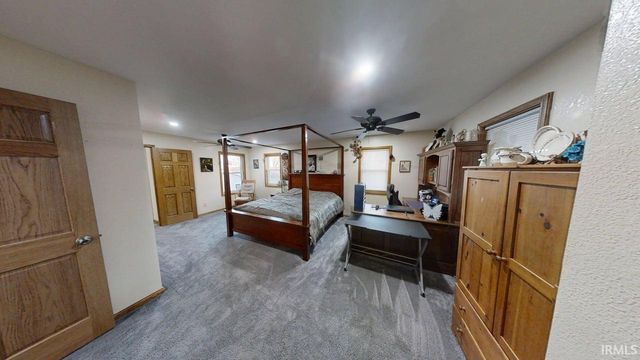 2389 S Whitley Road, Columbia City, IN 46725