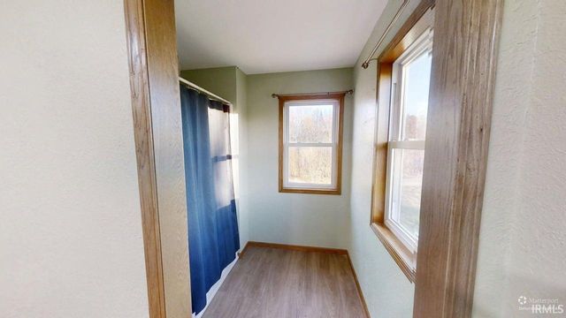 2389 S Whitley Road, Columbia City, IN 46725