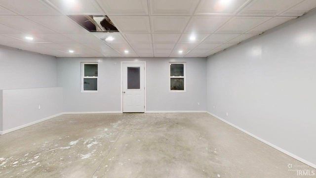 2389 S Whitley Road, Columbia City, IN 46725