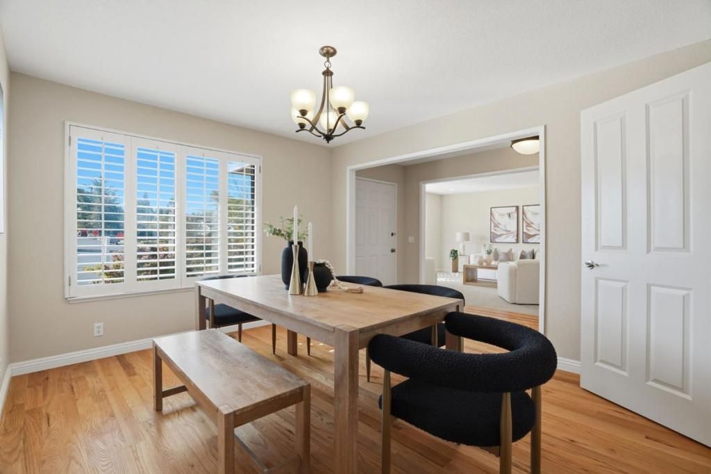 Image 9 of property listing at 2919 Silver, San Jose, CA 95135