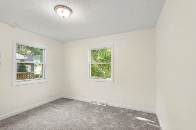 4621 S Long Lake Drive, Portage City, MI 49002