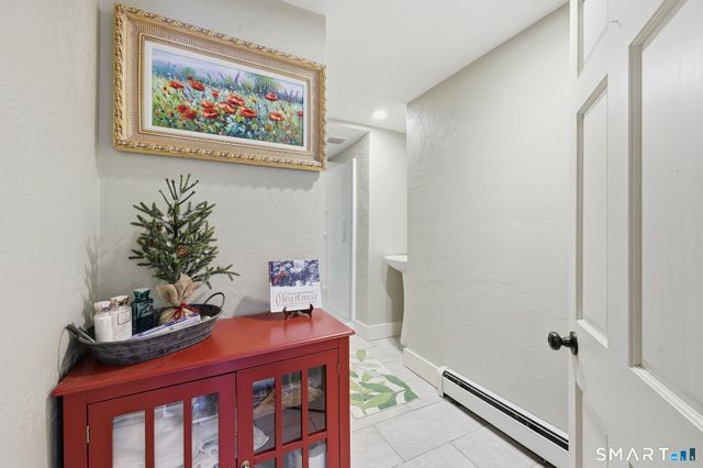 4 Perrin Road, Woodstock, CT 06281