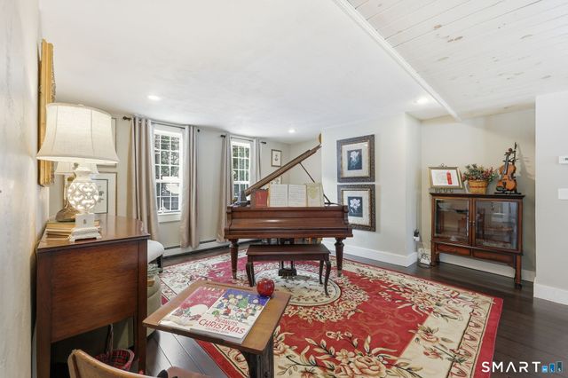 4 Perrin Road, Woodstock, CT 06281