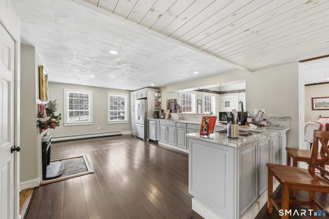 4 Perrin Road, Woodstock, CT 06281