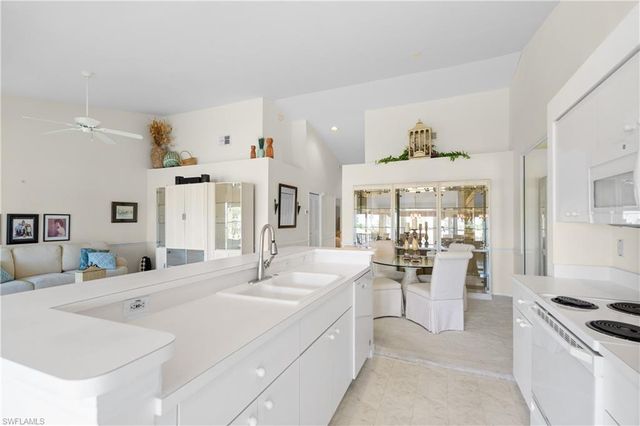 20640 Country Creek DR 1026, Estero, FL 33928