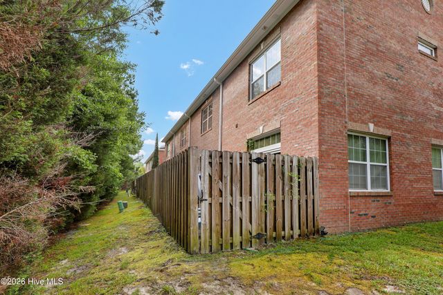 4816 Exton Park Loop, Castle Hayne, NC 28429