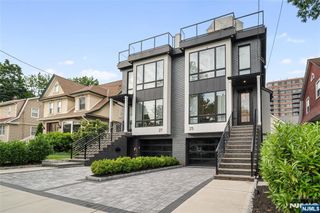 25 Knox Avenue, Cliffside Park, NJ 07010