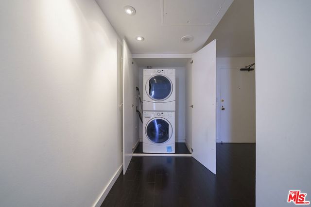 800 W 1st Street 2110, Los Angeles, CA 90012