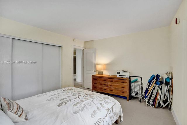 1936 S Ocean 21D, Hallandale Beach, FL 33009