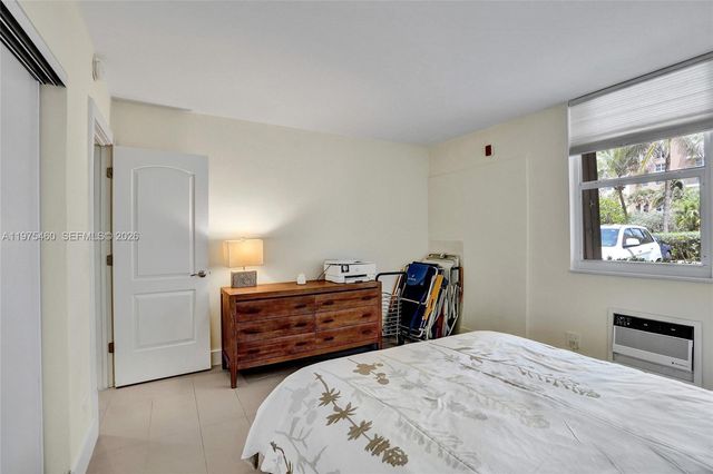 1936 S Ocean 21D, Hallandale Beach, FL 33009