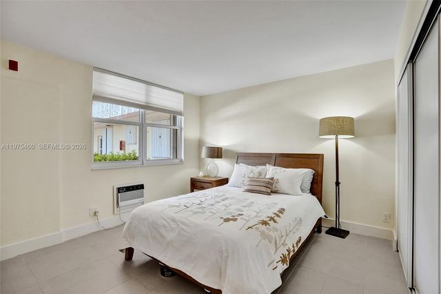 1936 S Ocean 21D, Hallandale Beach, FL 33009