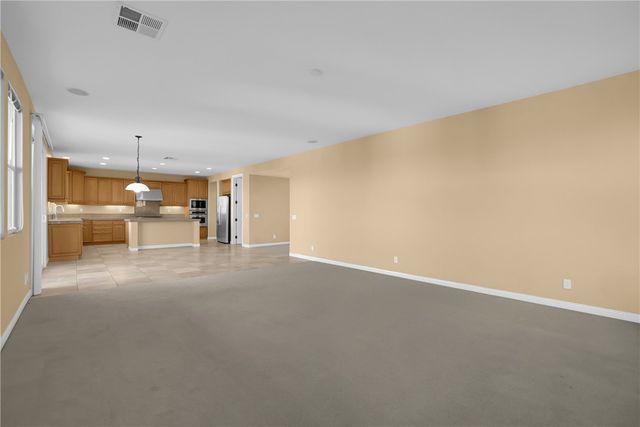 7 Plaza Valenza, Lake Elsinore, CA 92532