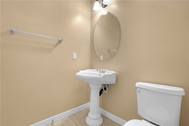7 Plaza Valenza, Lake Elsinore, CA 92532