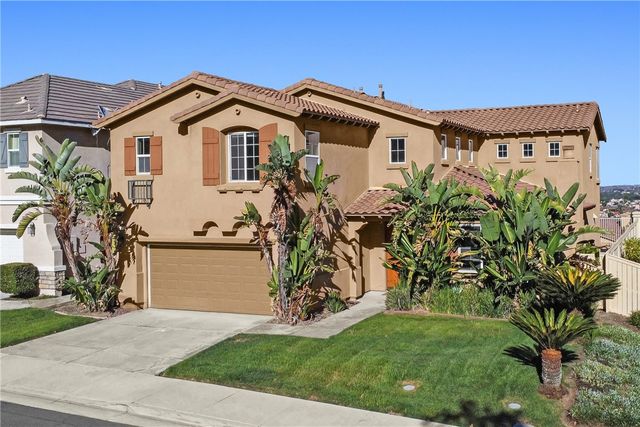 7 Plaza Valenza, Lake Elsinore, CA 92532