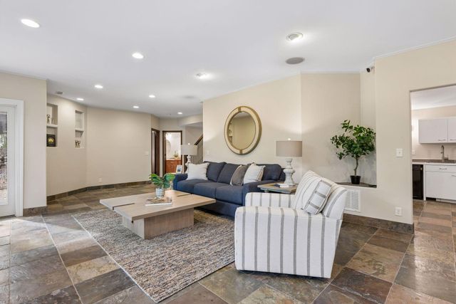 17809 W 62nd Street, Eden Prairie, MN 55346