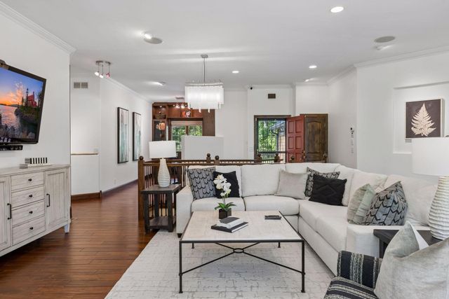 17809 W 62nd Street, Eden Prairie, MN 55346