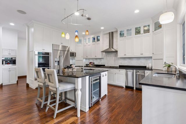 17809 W 62nd Street, Eden Prairie, MN 55346