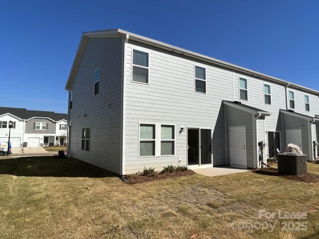 3863 County Down Avenue, Kannapolis, NC 28081
