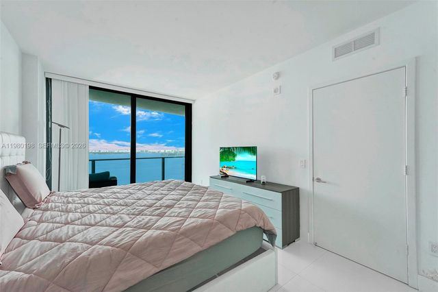 460 NE 28th St 3403, Miami, FL 33137