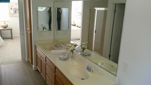 104 Johnson Ln, Martinez, CA 94553