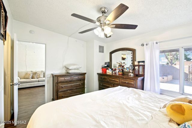 914 W Wedwick Street, Tucson, AZ 85706