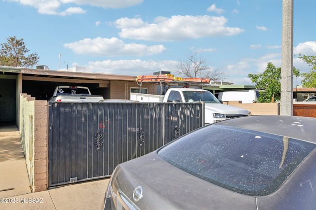 914 W Wedwick Street, Tucson, AZ 85706