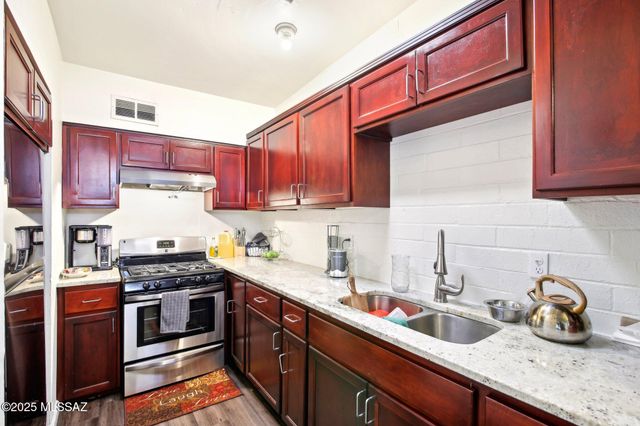 914 W Wedwick Street, Tucson, AZ 85706