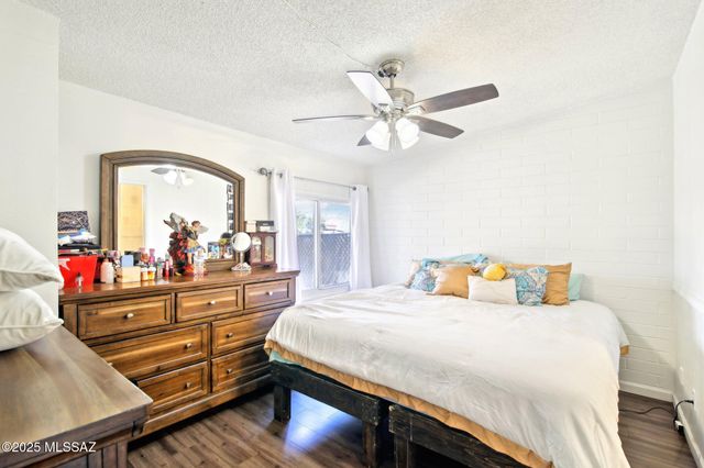 914 W Wedwick Street, Tucson, AZ 85706