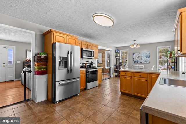 1638 RIDGE RD, Whiteford, MD 21160