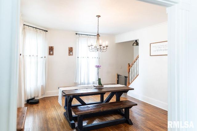 306 W FREMONT Street, Elmwood, IL 61529