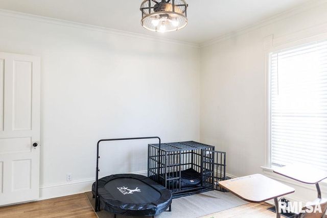 306 W FREMONT Street, Elmwood, IL 61529