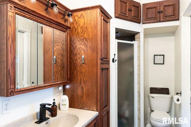 306 W FREMONT Street, Elmwood, IL 61529