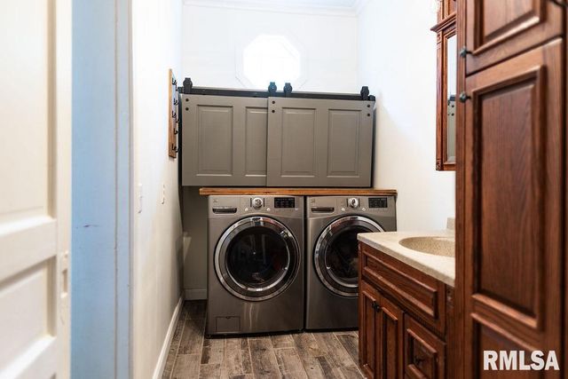 306 W FREMONT Street, Elmwood, IL 61529