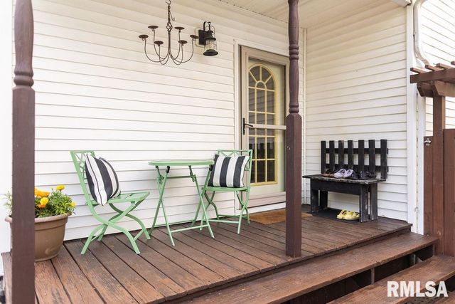 306 W FREMONT Street, Elmwood, IL 61529