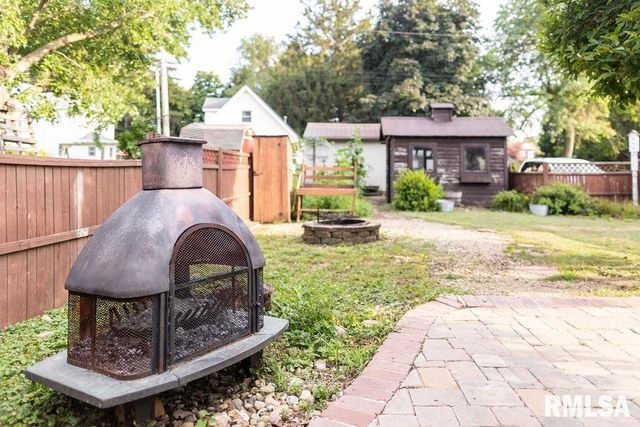 306 W FREMONT Street, Elmwood, IL 61529