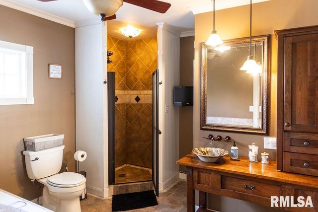 306 W FREMONT Street, Elmwood, IL 61529