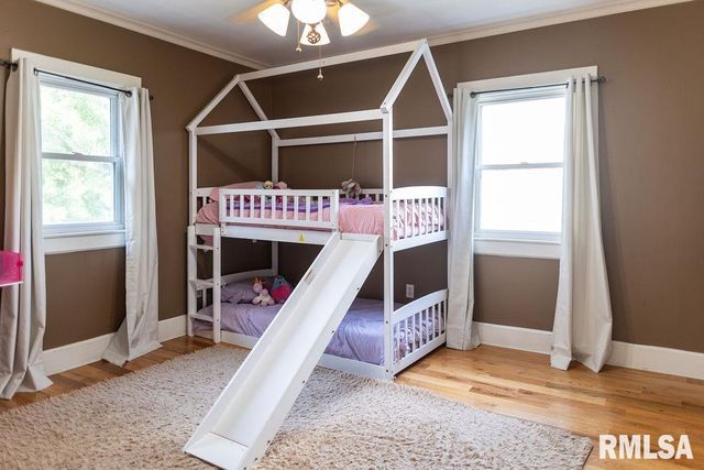 306 W FREMONT Street, Elmwood, IL 61529